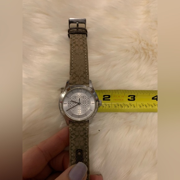 Authentic COACH Brown Khaki WATCH Silver Dial Signature C - Picture 12 of 16